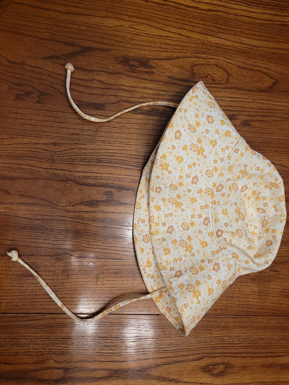 Lack of Color Holiday Bucket Hat - Sunshine Bloom Floral S/M